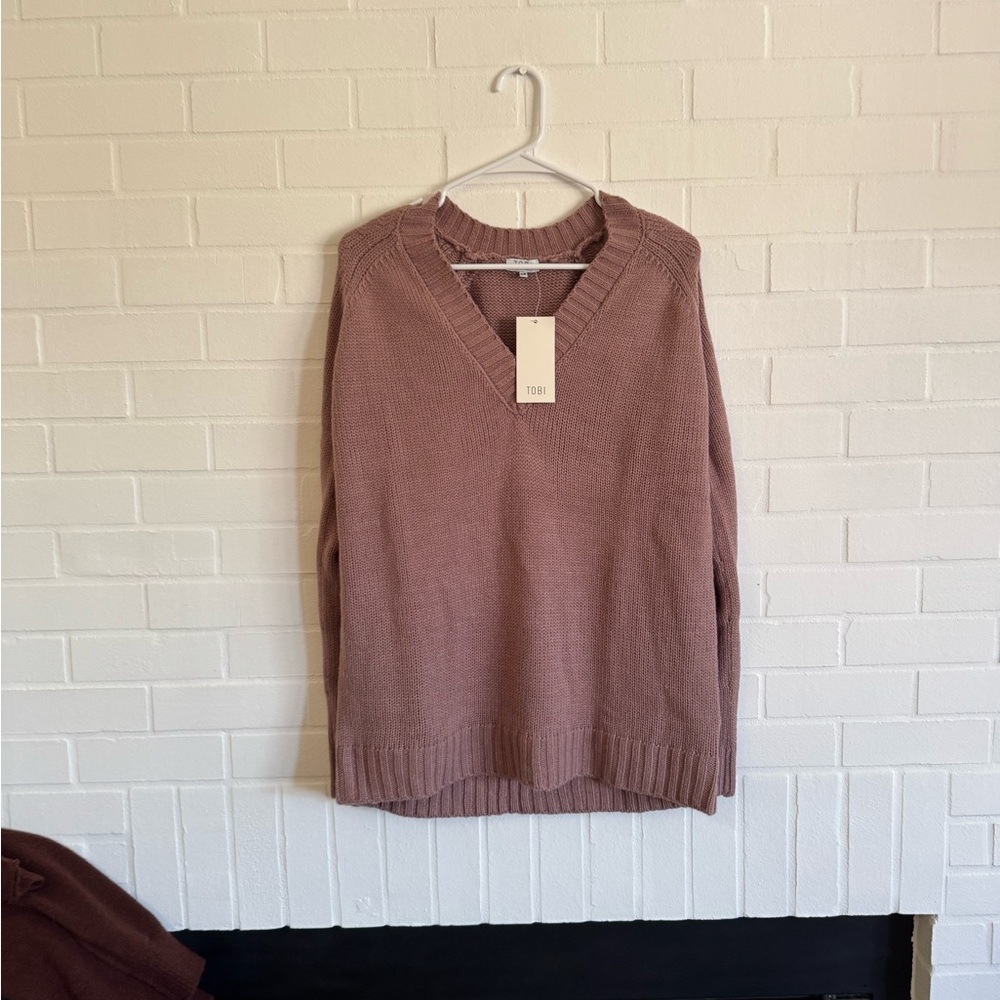 NWT TOBI Women's V-Neck Pink Sweater